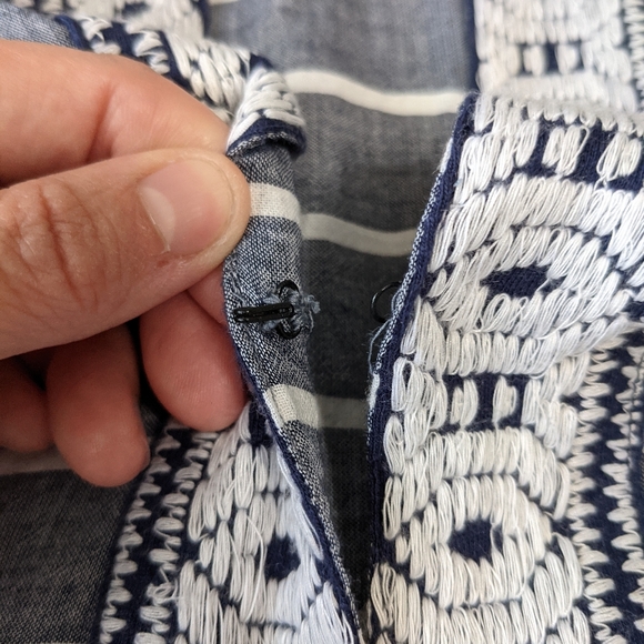 Soft Joie Embroidered Long Sleeve Tunic Top Navy Blue and White Stripes - Picture 4 of 11